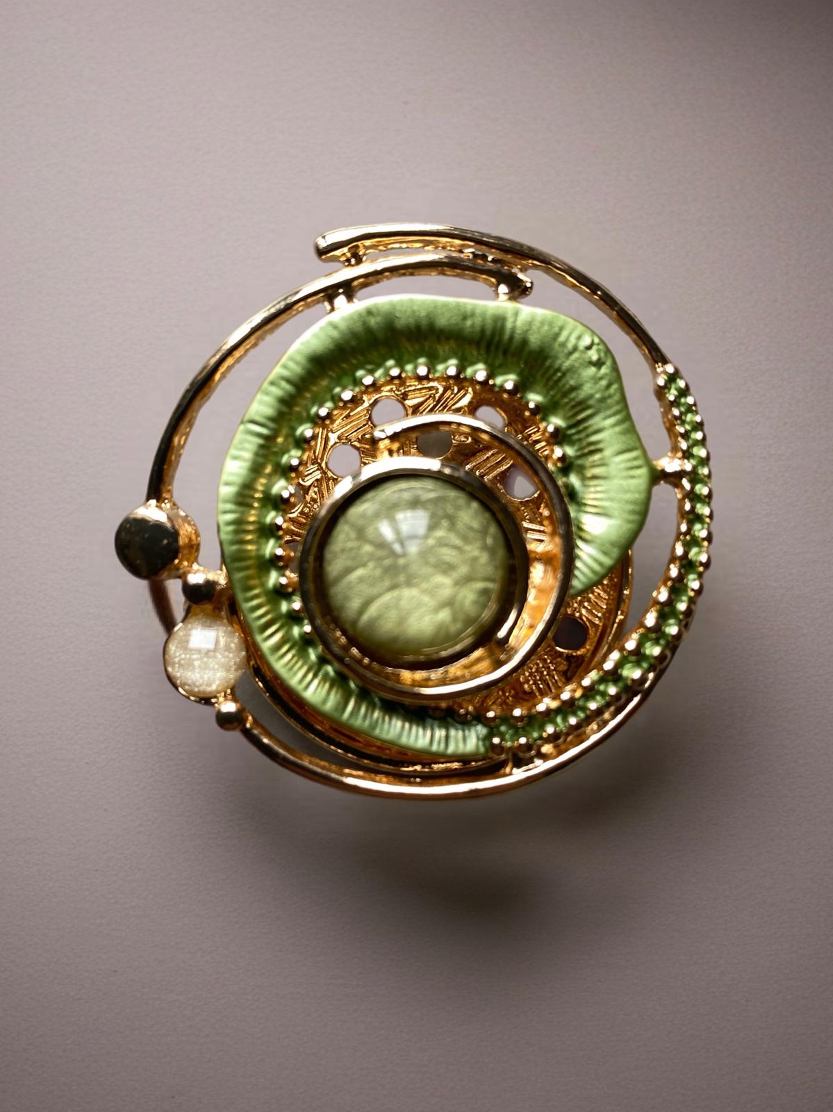 SCIARPA VERDE E ORO - SPILLA A CALAMITA